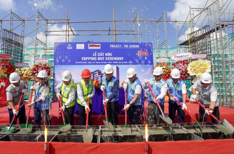 Topping-out Ceremony of the Phu My Hung The Aurora Project